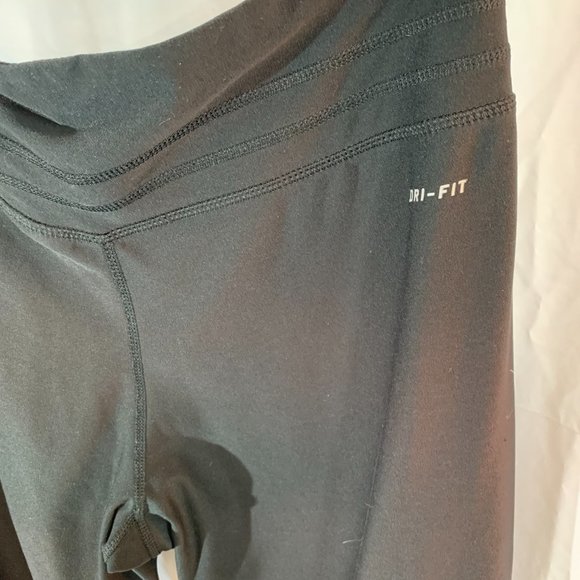 Nike Dri-Fit Crop Activewear Legging Bottoms - Picture 8 of 11